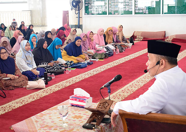 Dirosah Aswaja - Pahala Baca Alquran Sampai Kepada Mayit