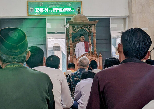 Khutbah Jum'at - Merajut Ukhuwah